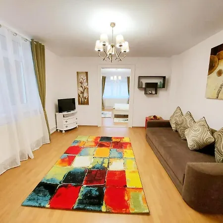 Апартаменти Casa Dusa - Apartament Crisstina Брашов