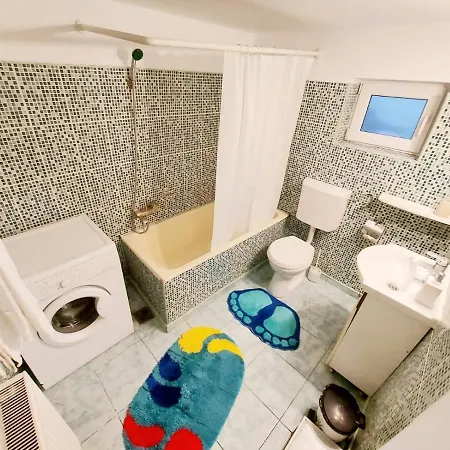 Casa Dusa - Apartament Crisstina Брашов